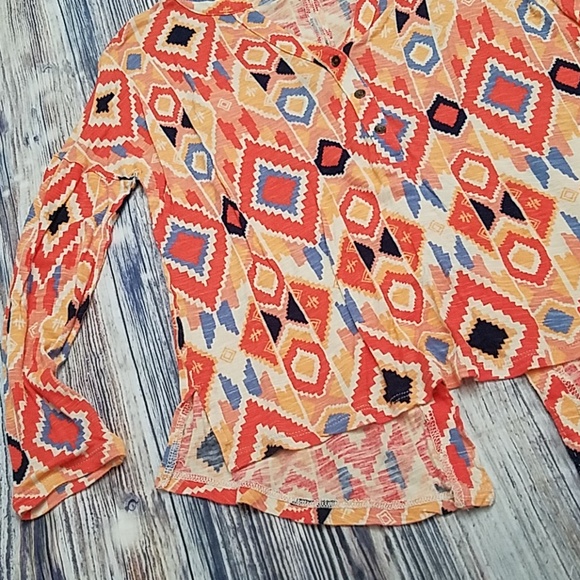 LUCKY BRAND top - Picture 4 of 4